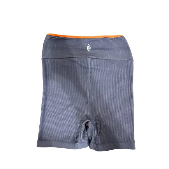 Free People Movement free throw denim grey ribbed yoga shorts Size XS - Picture 4 of 5